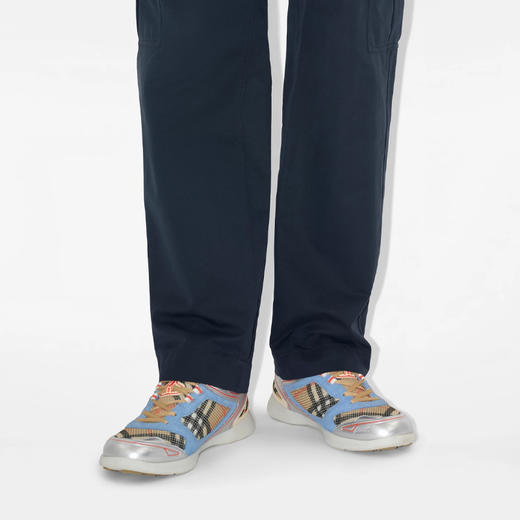 BURBERRY 巴宝莉 男士马术骑士徽标格纹 Matrix 活力休闲运动鞋 混色 8111731 B9368 商品图5