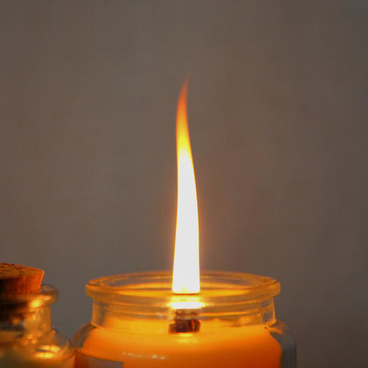 香薰精油蜡烛[财富喷泉]把清新森林装进烛杯 [秘境森林] 把花前月下装进烛杯[白兰引月]  白噪音 无人工香精 商品图6