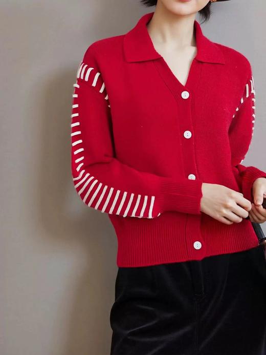 D121586法式红色设计感翻领针织开衫女2025新款新年软糯毛衣上衣 商品图8