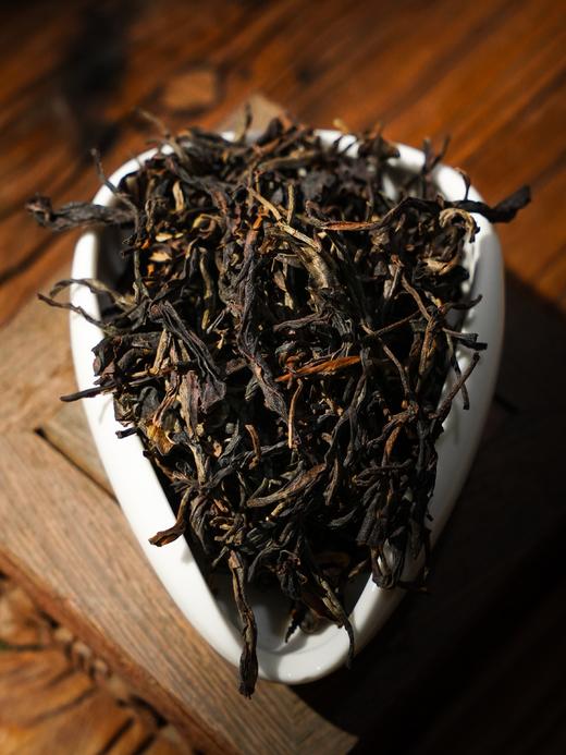 轩辕古树【龙盘箐高杆】2006年原料20年活性茶仓转化，存量稀少，喝一泡少一泡。8.5克/泡，6泡/盒 商品图2