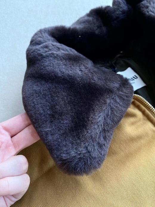 D121534重磅字母拉链皮毛一体羽绒服外套男女情侣款 商品图9