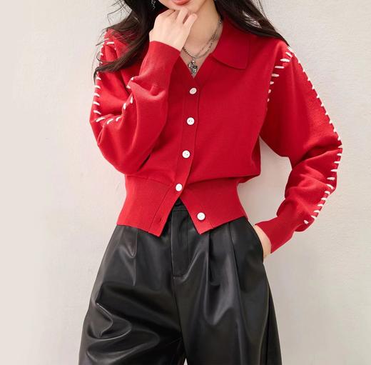 D121586法式红色设计感翻领针织开衫女2025新款新年软糯毛衣上衣 商品图7