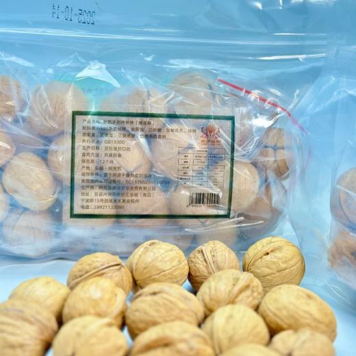 新疆手剥烤核桃（椒盐味）500g 商品图2