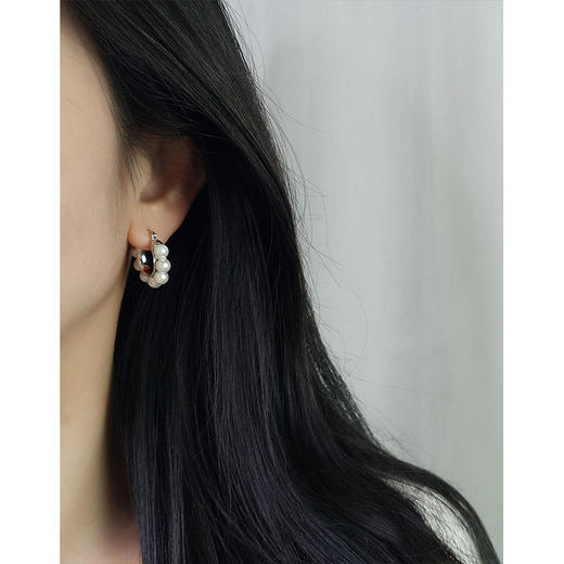 丁摩 s925纯银高级感珍珠耳圈耳环轻奢气质小众设计感耳饰网红复古耳扣 商品图1