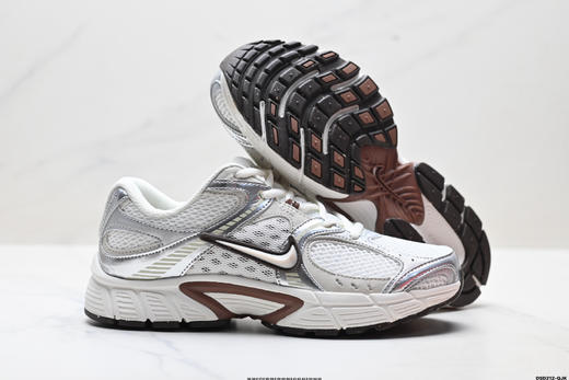 耐克Nike V5 RNR百搭防滑耐磨低帮休闲运动跑步鞋HJ5228-001男女鞋 商品图4