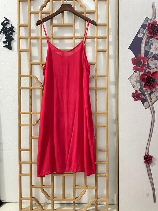 「断码清仓」喜庆红蕾丝拼接100%桑蚕丝真丝度假风连衣裙 L码 ZFYY217 商品图1