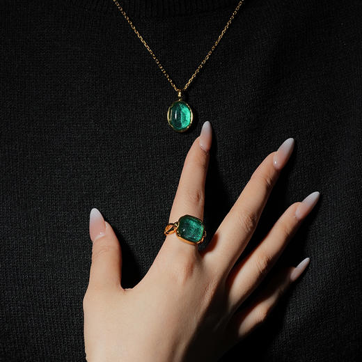 北京仓｜Goossens Paris-CABOCHONS-绿色 岩石水晶 吊坠 项链［法国设计师］ 商品图4