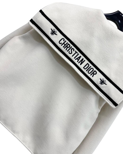 女款披肩领刺绣外套ba010 商品图2