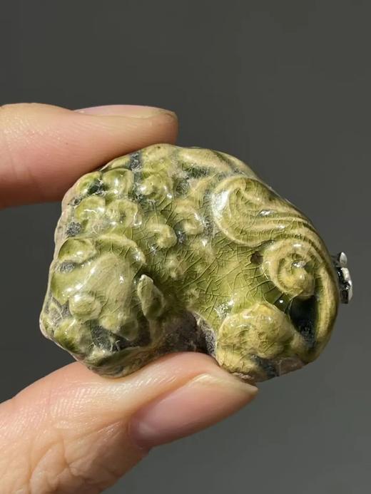 耀州窑青瓷卧坐袖珍瑞狮，顺丰包邮 商品图3
