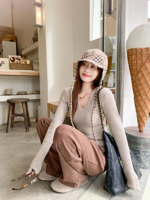 <曾小咸推荐>现货秒杀 ！微信超特价！韩系v领针织打底衫 日常119.99 立减50 秒杀69.99！！ 商品图8