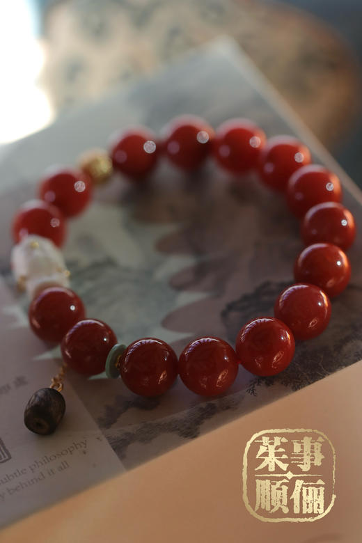 【茱事顺俪】南红白度母沉香手串 商品图3
