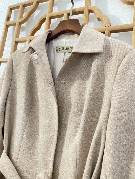 「断码清仓」燕麦色系带收腰系带翻领亚麻长款大衣（微瑕） M码 ZFYY221 商品图1