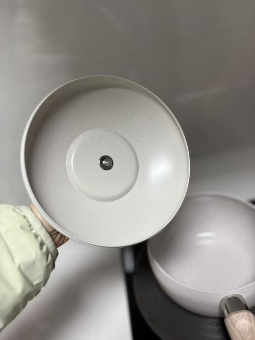 直发 极铁+陶瓷0氟0铅0化学涂层的小奶锅 商品图5