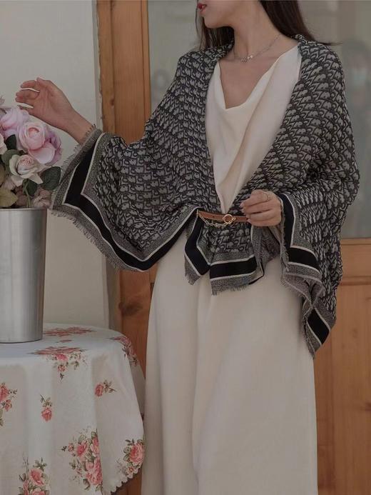 迪奥 D字母图案羊绒方巾 披肩（DSX） 商品图6