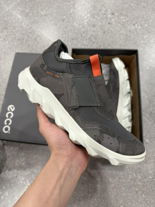 正品 ecco Mx 舒适透气 耐磨运动鞋 女款 迷彩色 全新原盒 尺码38码0449 商品图0