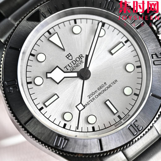 3T帝舵 碧湾系列 表径41mm 碧湾全黑武士背透男士腕表 暗夜之眼，窥见机械之美 商品图3