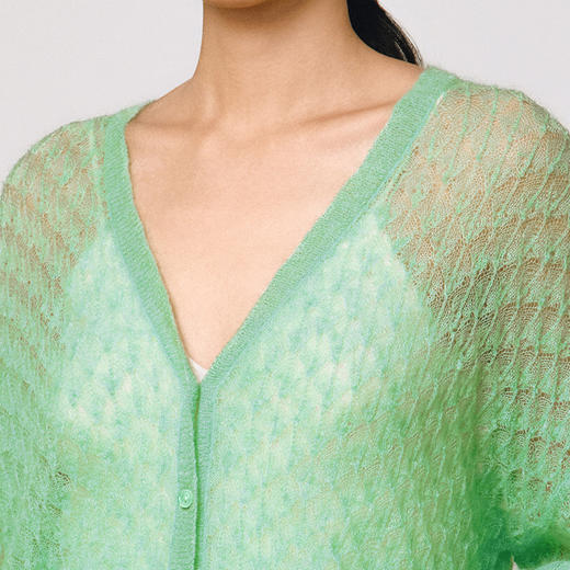 (羊驼毛)【JASON WU】(多色)25秋冬新款贝壳肌理菱格轻薄V领针织开衫女 商品图4