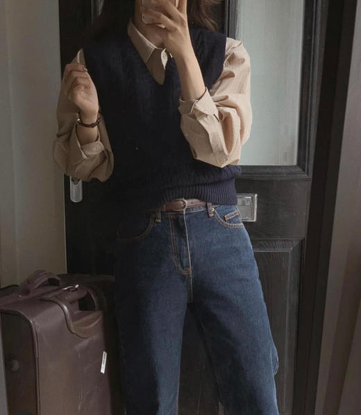 老米优品🎈秋冬叠搭bi备！《麻花针织马甲》复古风，超好搭！麻花纹理立体精致，宽松舒适版型~ 商品图7