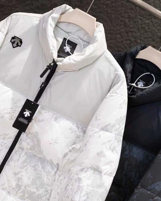 D121699新款石墨烯内里抗静电锁温运动款雪山羽绒服 商品图2