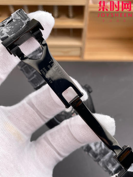 3T帝舵 碧湾系列 表径41mm 碧湾全黑武士背透男士腕表 暗夜之眼，窥见机械之美 商品图6