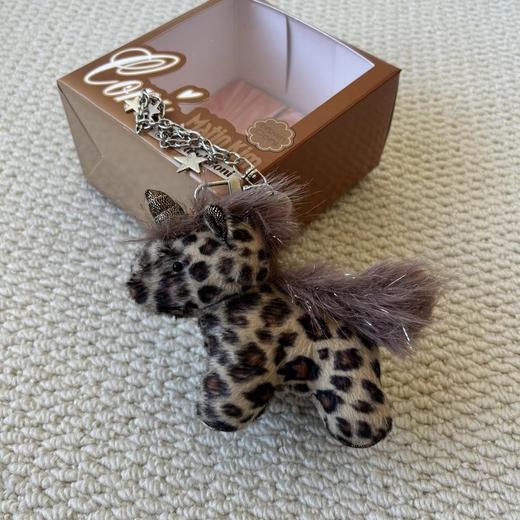 D121636风格甜酷结合自带治愈属性的小挂件独角兽挂件礼盒装 商品图3