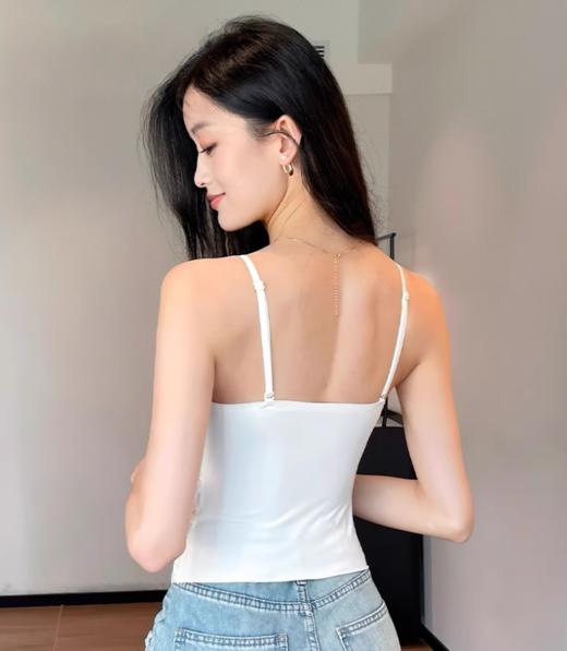 🔥2025最美吊带~大爆款，⚠秋冬也可以穿的不臃肿‼️设计师高定蕾丝吊带背心👍 【高定提花蕾丝吊带3209】秋衣/内衣‼️二合一保暖背心打开了我的新世界大门🤫 商品图4