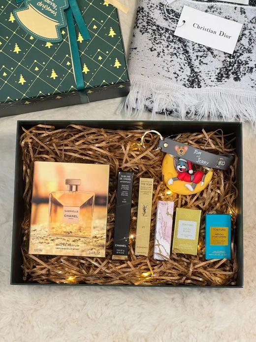 D121694新一代表白利器幸福感爆棚围巾香水礼盒 商品图6