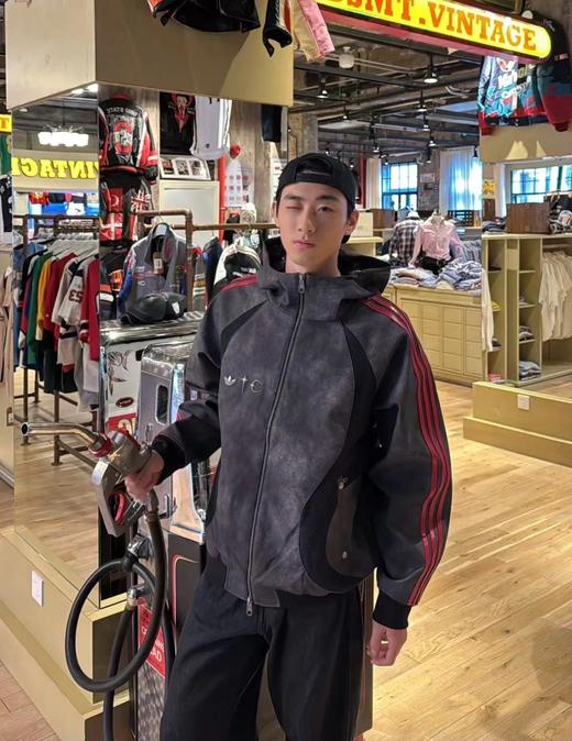 D121673联名款运动连帽拉链舒适夹克外套男女同款 商品图12