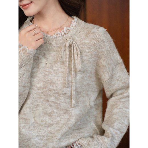 鹿向南「云絮蝶梦」燕麦色宽松长袖内搭针织衫毛衣女秋冬羊毛上衣 商品图1