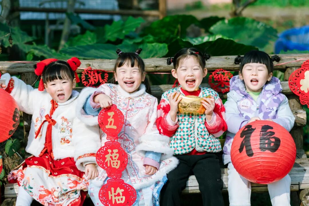 1.2元旦专场❗️【双流黄水镇·元旦喜乐会】摘橘子、DIY大橘大利小夜灯、打糍粑、画糖画、铁盒爆米花、烤年糕、赶鸭子