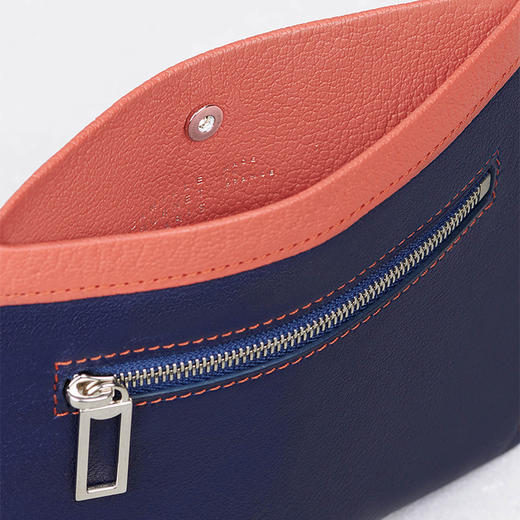 【Camille Fournet】湛蓝色牛皮扁平袋（小号） 商品图4