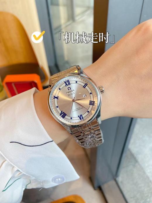 D121687简约大方个性十足蝶飞系列316L钢手表 商品图3