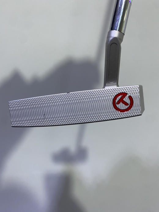 请输入几乎全新外贸渠道TIT圈T牛角推34寸特价只要680元 商品图1