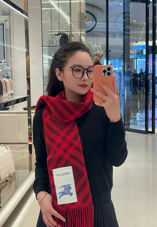 巴宝莉 新款苏格兰格纹羊绒围巾（DSX） 商品图4