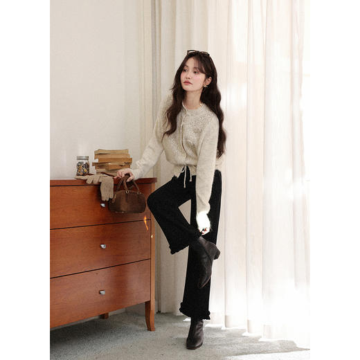 鹿向南【1220/20:00新品前1小时7折限量100件】黑色加厚牛仔裤 商品图4