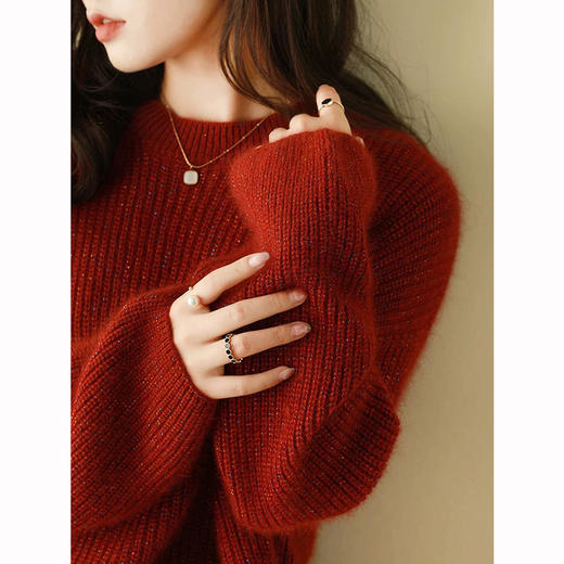 【秋冬新款100纯羊毛衣】新年红色圆领女士打底衫 宽松慵懒风亮丝毛衣潮  商品图2