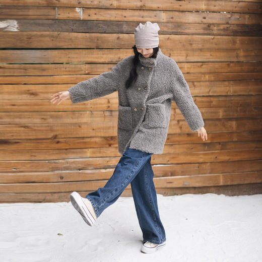 绽放826朵/完美双排扣外套·羊羔毛立领双排扣一手长加厚外套女 商品图1