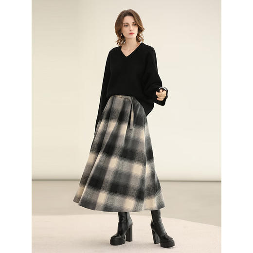 COCOBELLA英伦风格纹毛呢半身裙女秋冬气质A字大摆长裙HS3096 商品图1