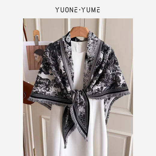 Y5D12WJ2567 经典动物提花加厚披肩 RJ005 商品图1