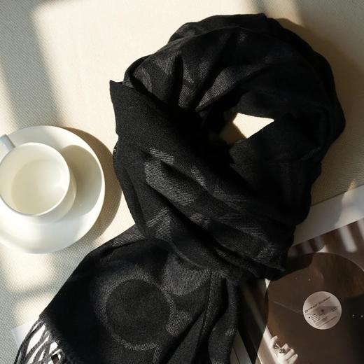 【圣诞送礼-COACH/蔻驰】蔻驰时尚百搭流苏字母印花 绒线围巾男女情侣同款 商品图5