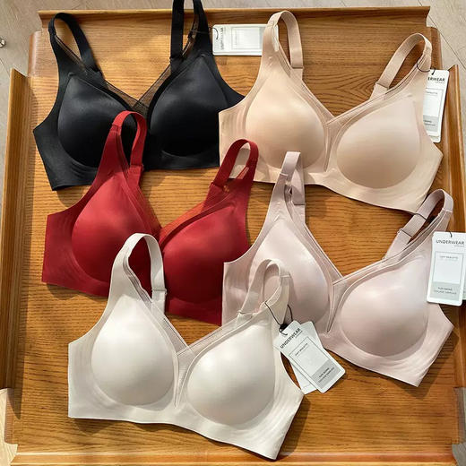 【销量爆款】官网599！耀光深V蕾丝文胸罩女 性感无钢圈软支撑上托聚拢收副乳3D薄杯美背内衣 商品图9