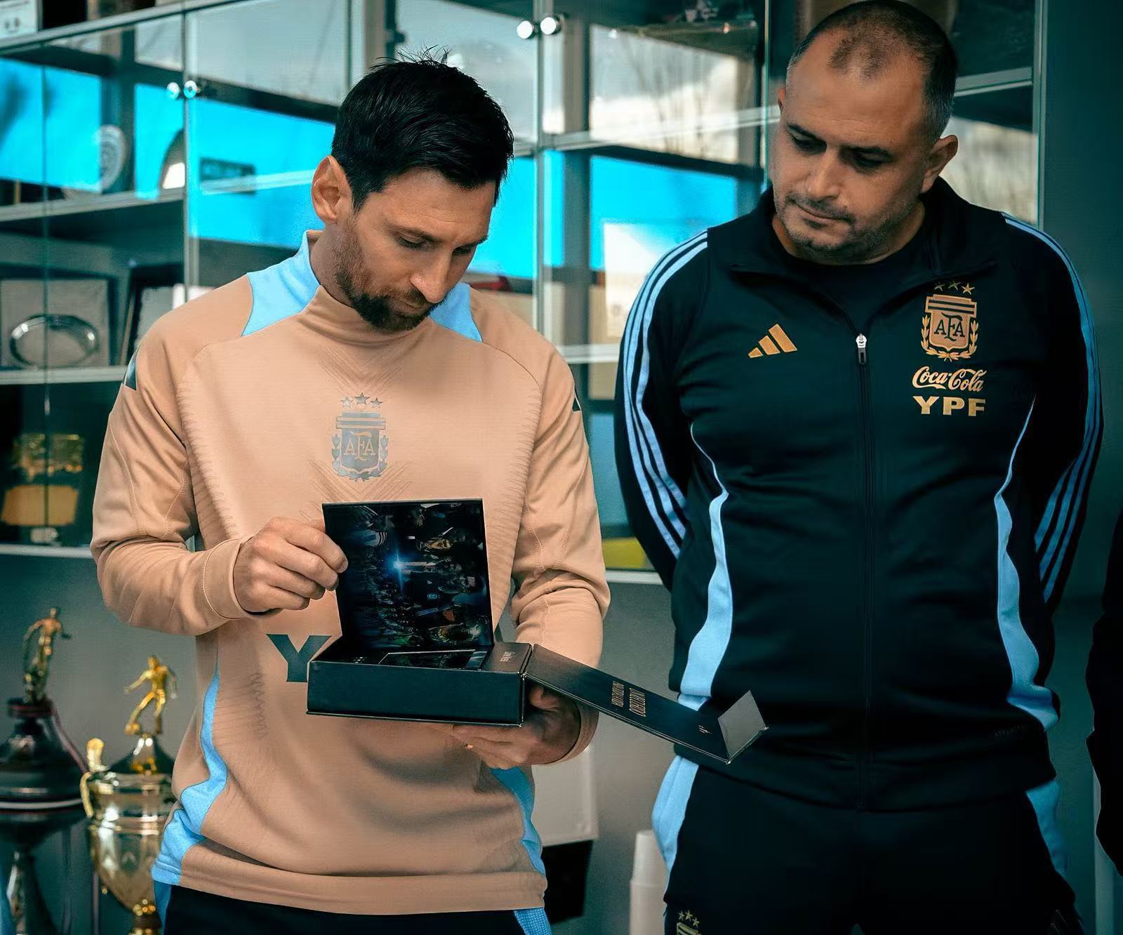 【官方正版】阿根廷国家队 | 世界杯冠军纪念版影像卡