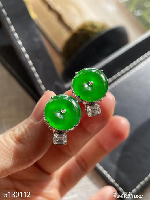 老坑璃种帝王绿平安扣耳钉【5130112】具体价格微信咨询 商品图3