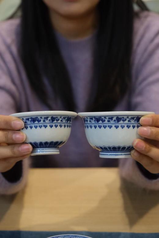 【景德镇茶具】仿古泥手工胎 青花宝相纹 功夫茶具套装 压手杯 四件套 送礼自用都合适 商品图6