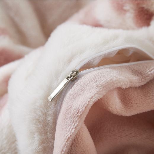 10楼堂皇  牛奶绒四件套--贝利丝，慕慕220*240cm 吊牌价1390元  活动价399元/套，559元/2套 商品图8