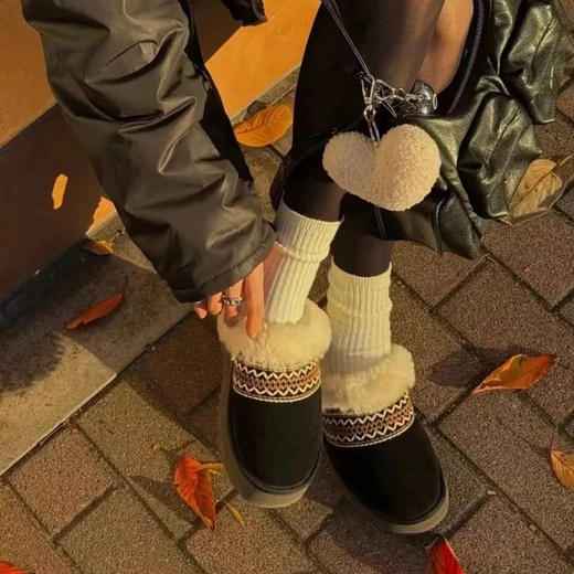 keke费尔岛风奢暖云朵绒棉拖鞋 | 男女同款、多色可选、轻盈保暖、复古百搭 商品图1