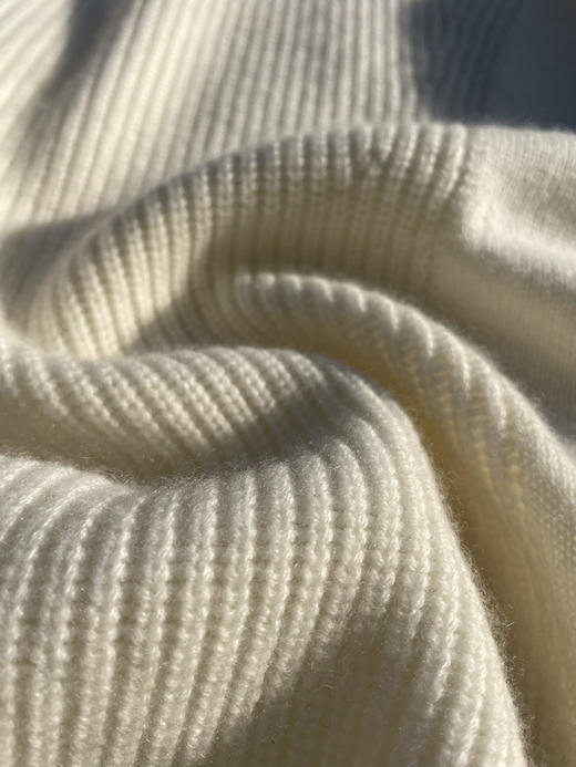 1216-3 渠道货 气场全开 大马经典款 全羊绒廓形大开衫 我穿40很宽松 商品图13