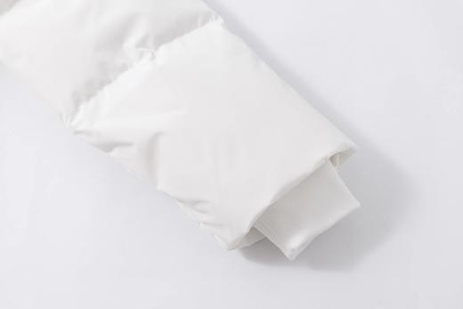 D121672小标刺绣大口袋女款立领鸭绒羽绒服 商品图10