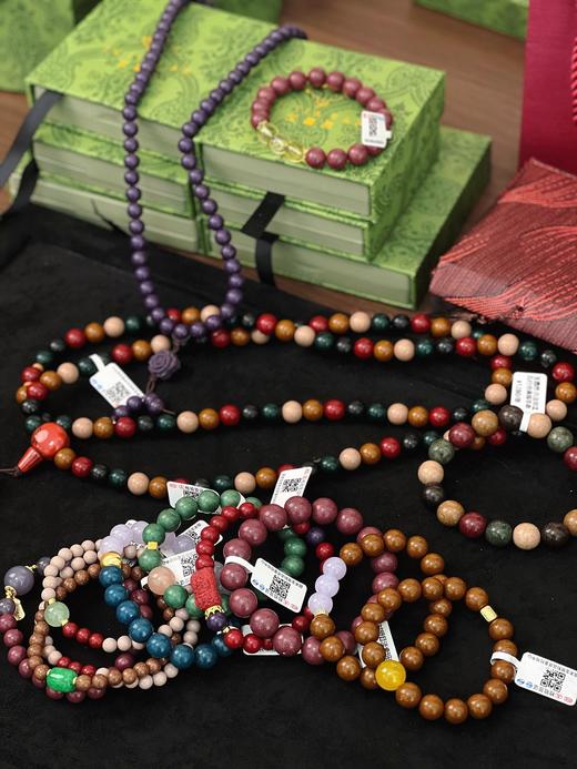 一店k 很中式的老钱感 各种好看的合香珠手串 1oo%天然药香！自带好闻的香气  太治愈了！有品位的新中式配饰 合集（礼盒包装 ） 商品图10