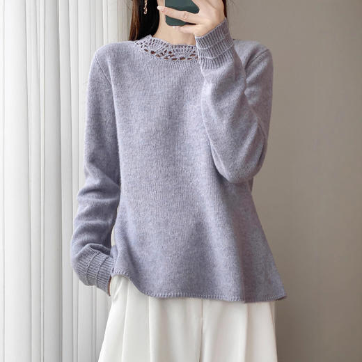 「高货yt」全新升级【铂金会员293/天猫389/差价96】(13826)洛诗琳气质镂空钩花羊毛衫2025秋冬花边圆领针织毛衣女 商品图1